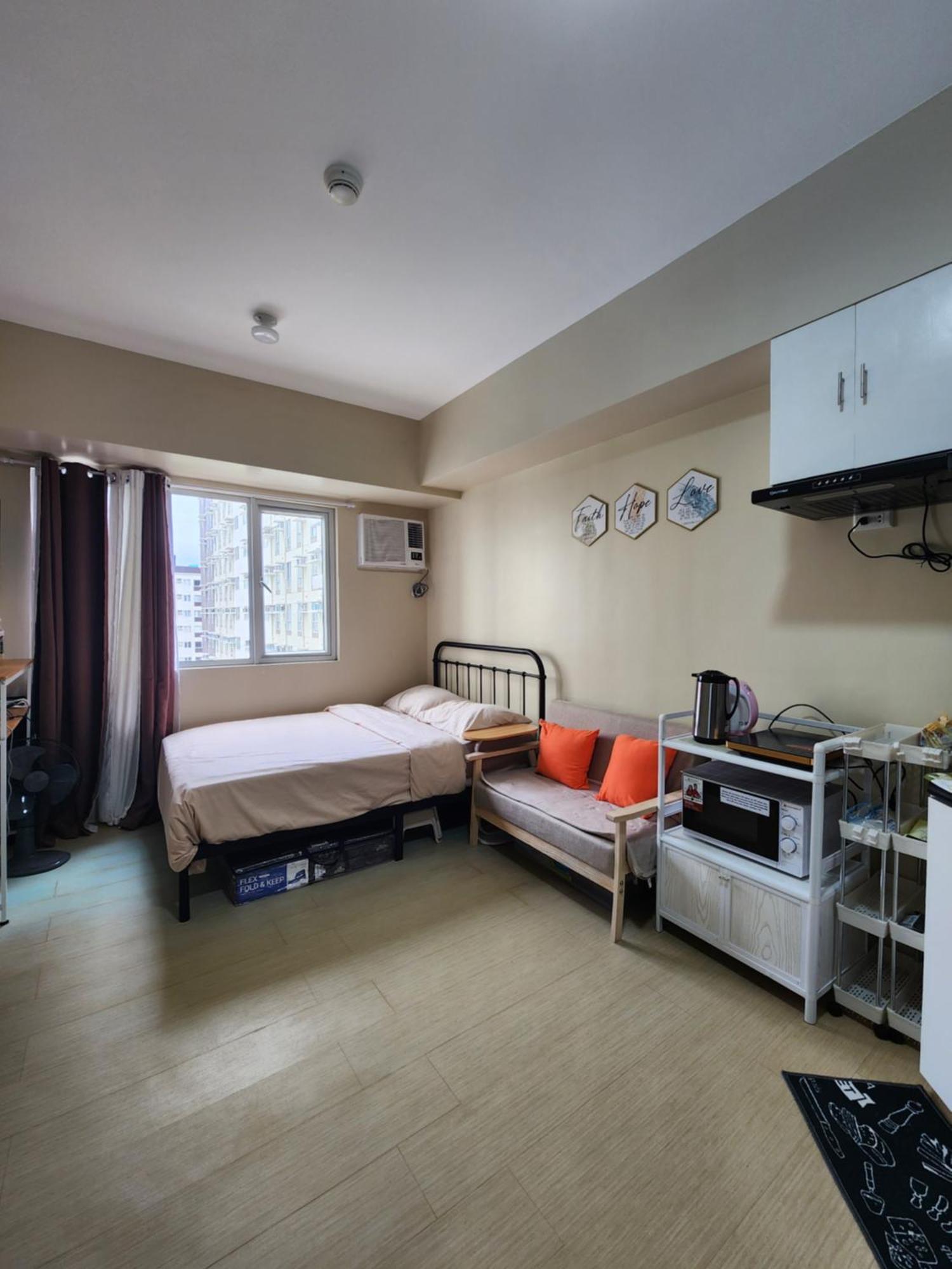 New Cute&cozy Fully Furnished - Avida Tower 2 - 100 Mbps Wifi Apartment *