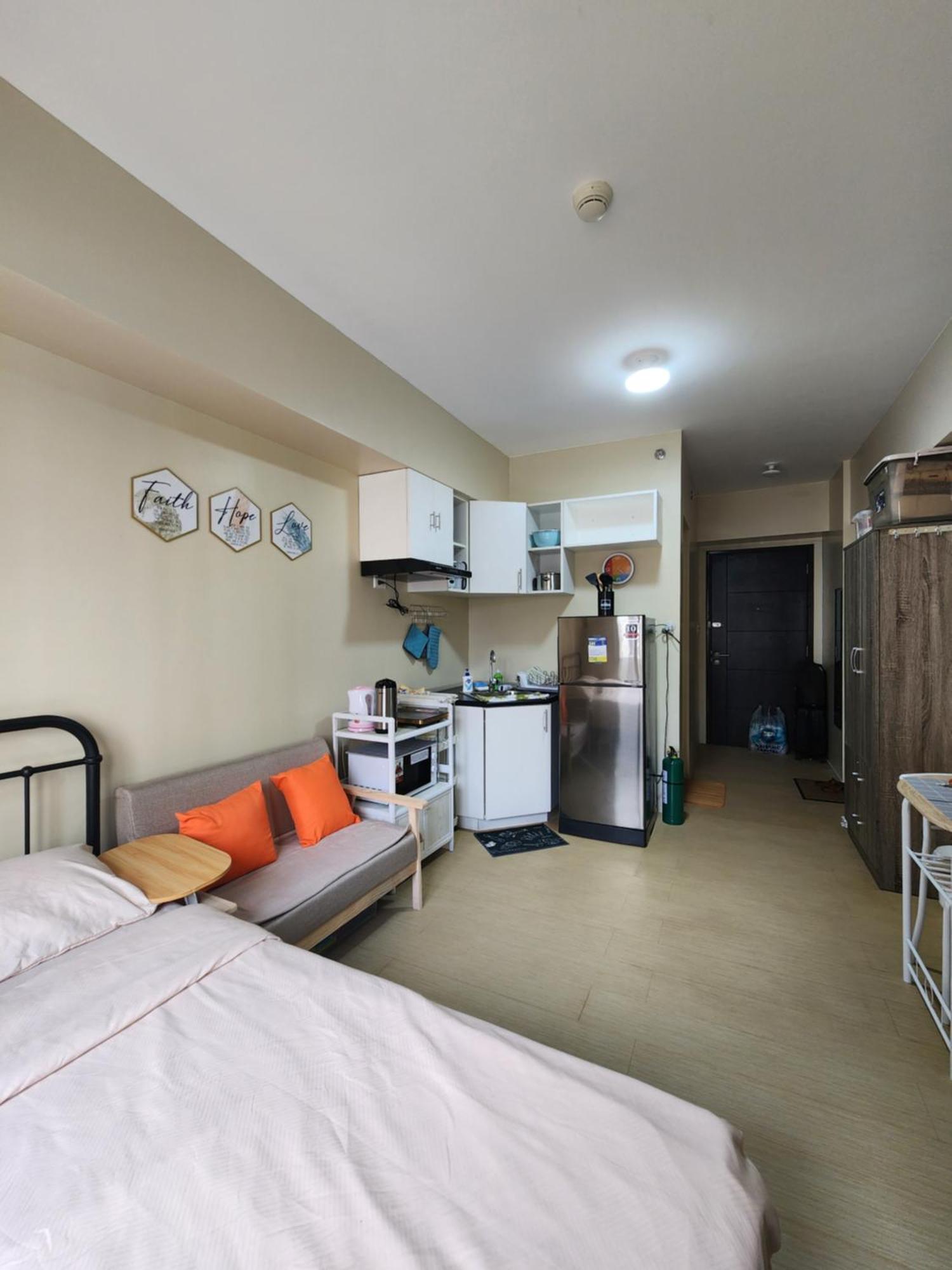 Apartment New Cute&cozy Fully Furnished - Avida Tower 2 - 100 Mbps Wifi Iloilo City